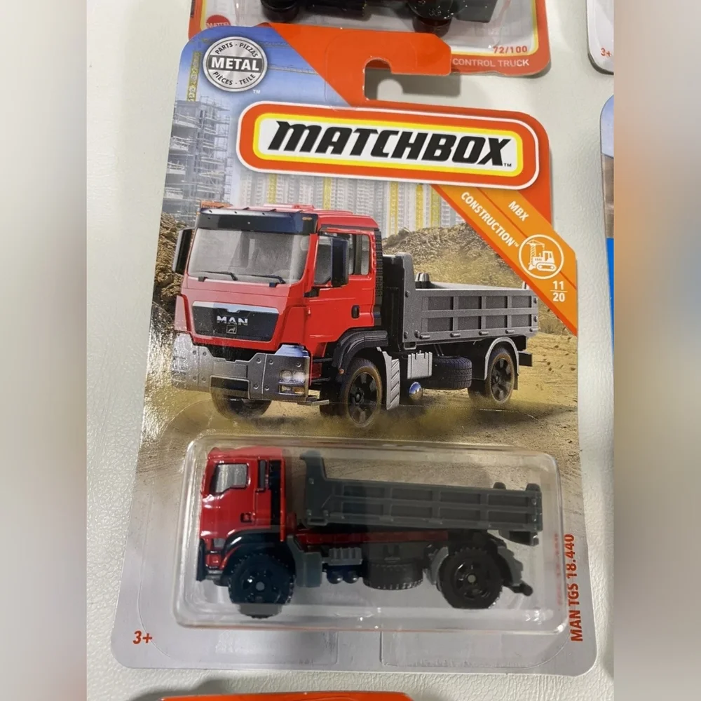 Matchbox 11 Piece Lot Pickup Trucks Buses Commercial Vehicles ALL NEW